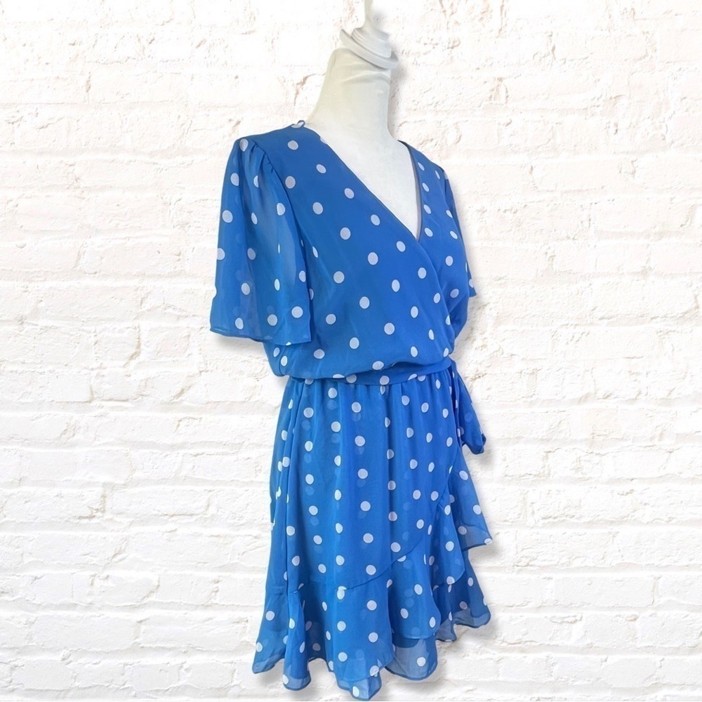 Francesca’s Mi ami Blue Polka Dot Wrap Mini Dress with Ruffle Size Small - Picture 3 of 11